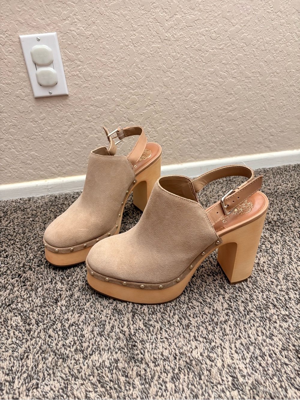 Vince Camuto Taupe Suede Platform Slingback Clogs